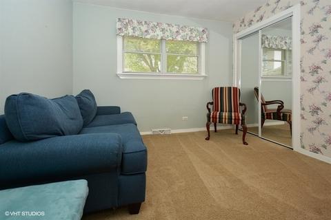 8024 Tennessee Ave, Willowbrook, IL 60527 photo 11