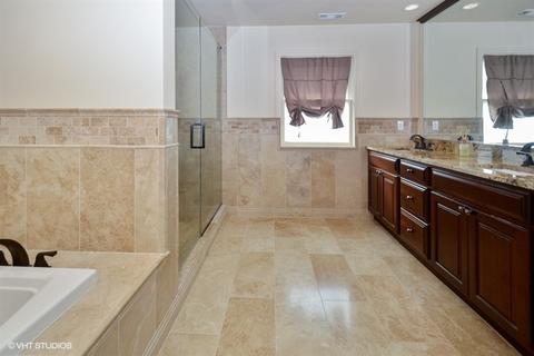 8024 Tennessee Ave, Willowbrook, IL 60527 photo 8