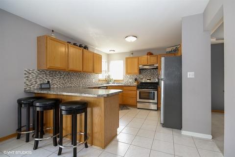 406 Apache Dr, New Lenox, IL 60451 photo 2