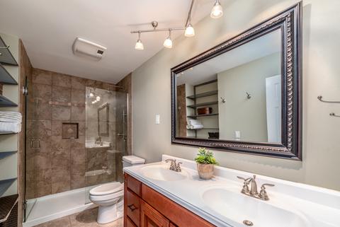 3900 Latour Ct, Hoffman Estates, IL 60192 photo 19