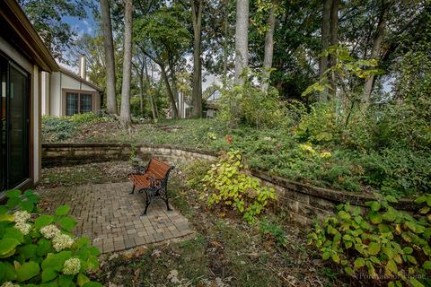 1121 Wheaton Oaks Dr, Wheaton, IL 60187 photo 15