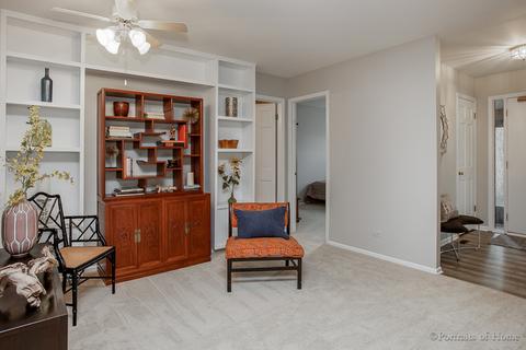 1121 Wheaton Oaks Dr, Wheaton, IL 60187 photo 5