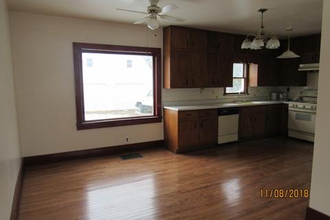 633 Gates St, Aurora, IL 60505 photo 5