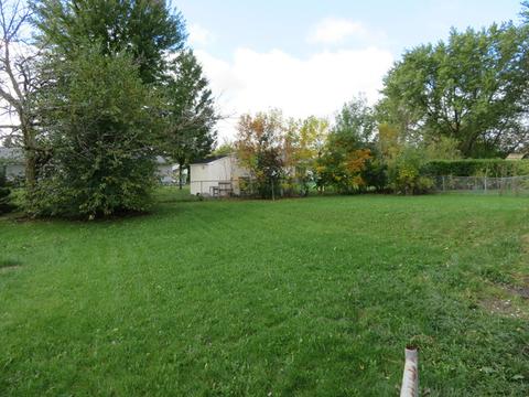 1133 Sebring Dr, Elgin, IL 60120 photo 2