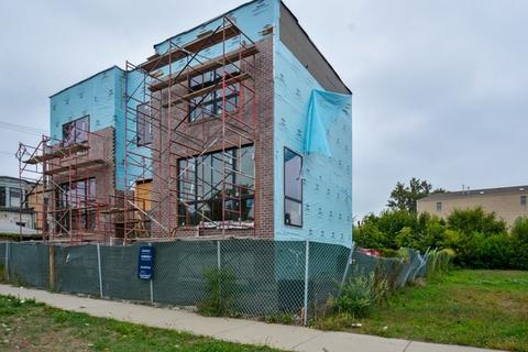 550 E 49th St, Chicago, IL 60615 photo 2