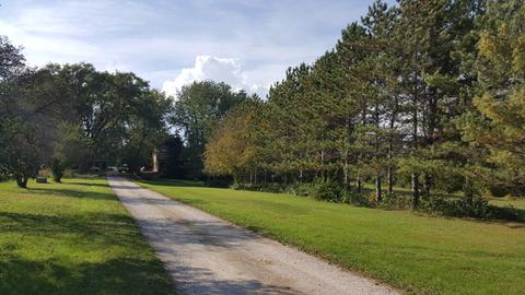 609 Menge Rd, Marengo, IL 60152 photo 4