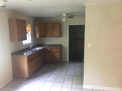 16405 Spaulding Ave, Markham, IL 60426 photo 4