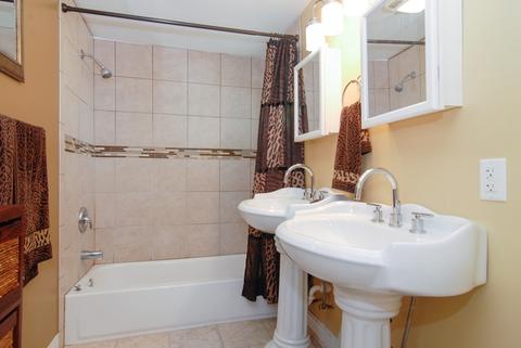 810 George Ave, Aurora, IL 60505 photo 13