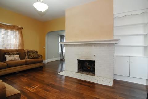 810 George Ave, Aurora, IL 60505 photo 3