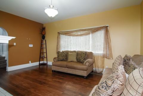 810 George Ave, Aurora, IL 60505 photo 4