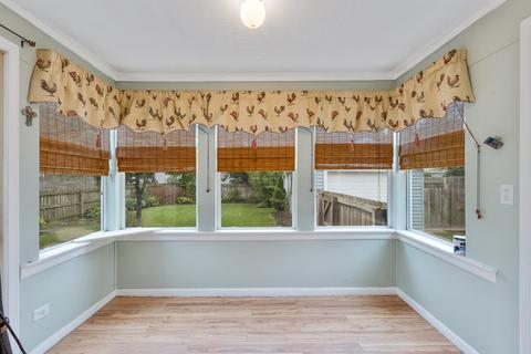 456 S Edison Ave, Elgin, IL 60123 photo 6