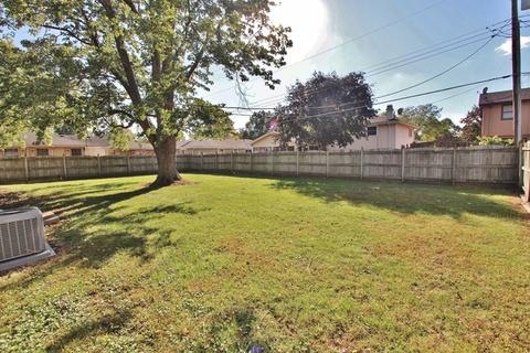 1344 Park Blvd, Morris, IL 60450 photo 2