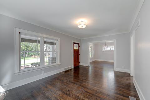 612 E Liberty Dr, Wheaton, IL 60187 photo 9
