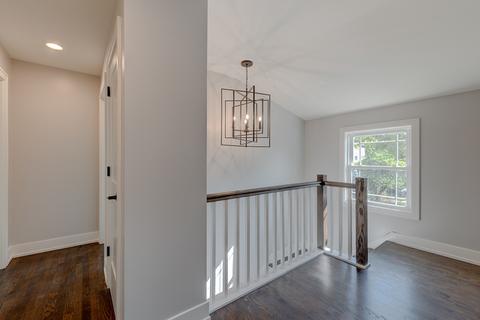 612 E Liberty Dr, Wheaton, IL 60187 photo 20