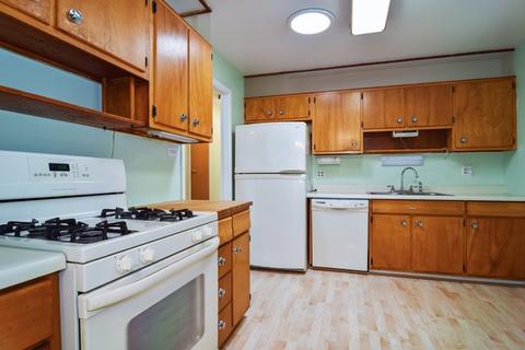 505 Colgate Ct, Hoffman Estates, IL 60169 photo 3