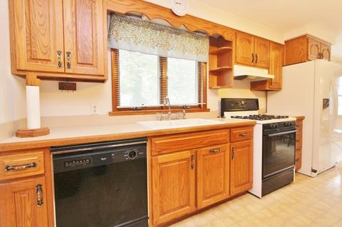 307 N Cedar St, Gardner, IL 60424 photo 7