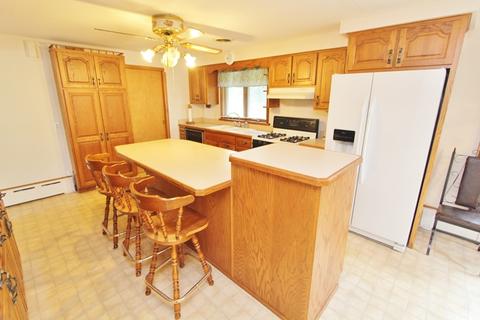 307 N Cedar St, Gardner, IL 60424 photo 6
