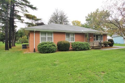307 N Cedar St, Gardner, IL 60424 photo 1