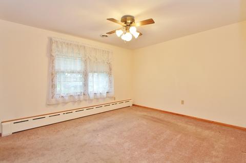 307 N Cedar St, Gardner, IL 60424 photo 10