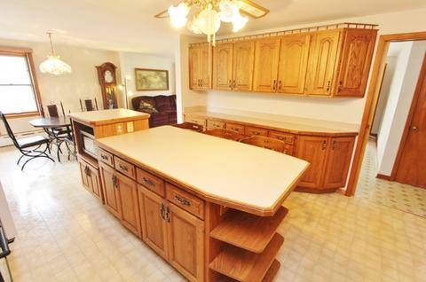 307 N Cedar St, Gardner, IL 60424 photo 5