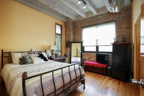 809 E 40th St #4-5, Chicago, IL 60653 photo 7