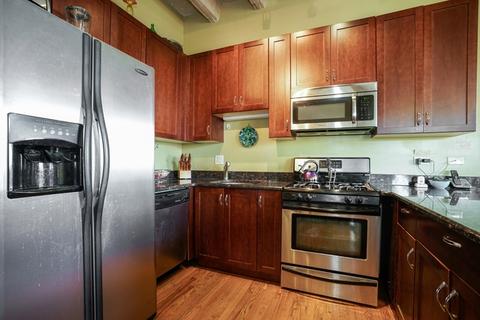 809 E 40th St #4-5, Chicago, IL 60653 photo 6