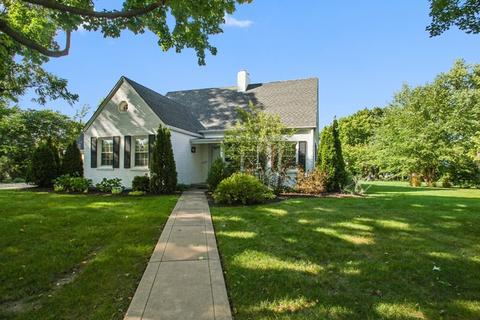 1220 E Prairie Ave, Des Plaines, IL 60016 photo 2
