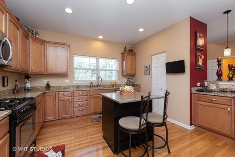 287 Garden Dr, Elgin, IL 60124 photo 5