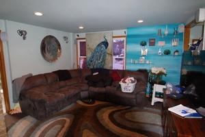 1396 Brown St, Des Plaines, IL 60016 photo 6