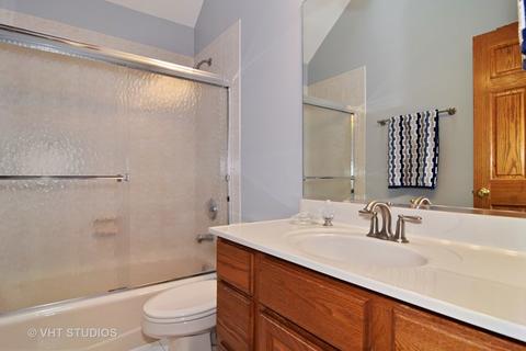 352 Timber Ridge Dr, Bartlett, IL 60103 photo 19