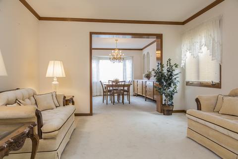 115 Wilcox Dr, Bartlett, IL 60103 photo 4