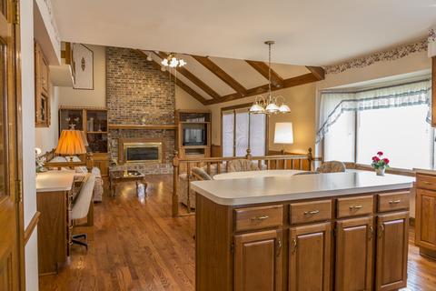115 Wilcox Dr, Bartlett, IL 60103 photo 7