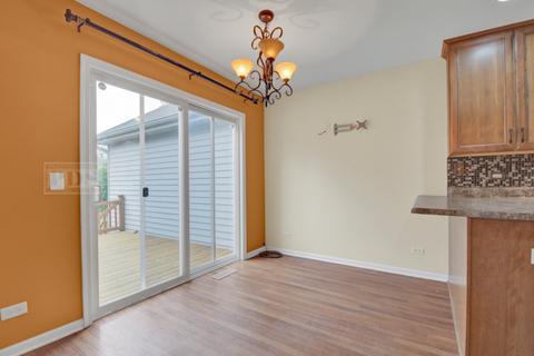 1447 Mackenzie Ln, Elgin, IL 60120 photo 12