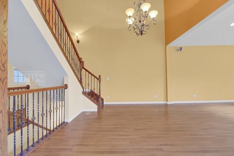 1447 Mackenzie Ln, Elgin, IL 60120 photo 7