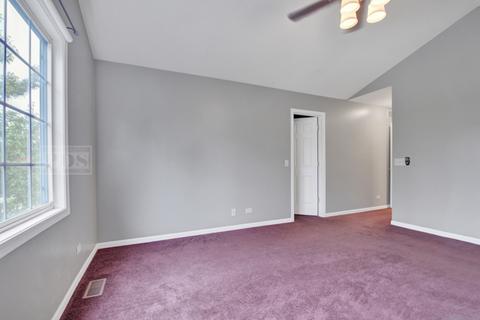 1447 Mackenzie Ln, Elgin, IL 60120 photo 22