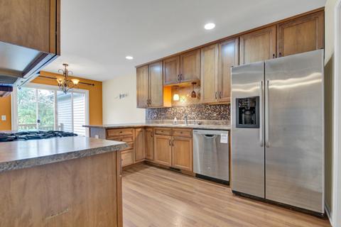 1447 Mackenzie Ln, Elgin, IL 60120 photo 9