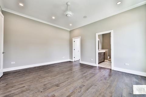 4761 S Champlain Ave, Chicago, IL 60615 photo 19