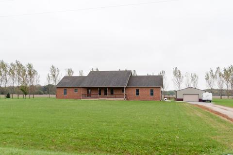 1355 E Braceville Rd, Mazon, IL 60444 photo 2