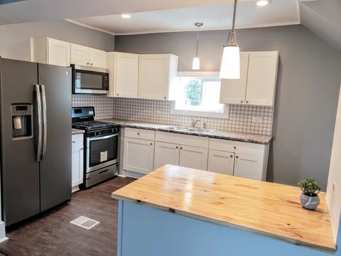 1205 Front St, Aurora, IL 60505 photo 6