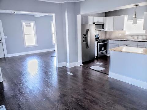 1205 Front St, Aurora, IL 60505 photo 5