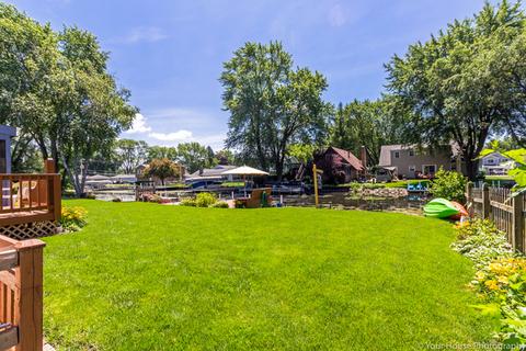 2913 Gregg Dr, Mchenry, IL 60050 photo 5