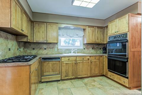 2913 Gregg Dr, Mchenry, IL 60050 photo 15