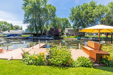 2913 Gregg Dr, Mchenry, IL 60050 photo 4