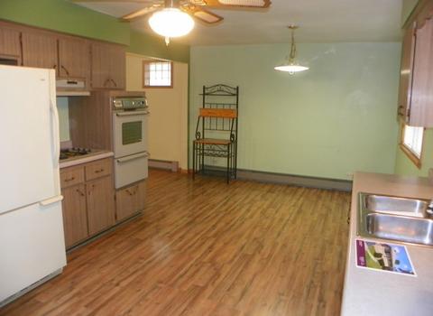 8142 Normandy Ave, Burbank, IL 60459 photo 8