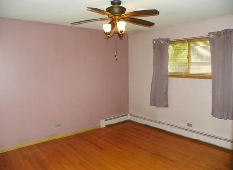 8142 Normandy Ave, Burbank, IL 60459 photo 13