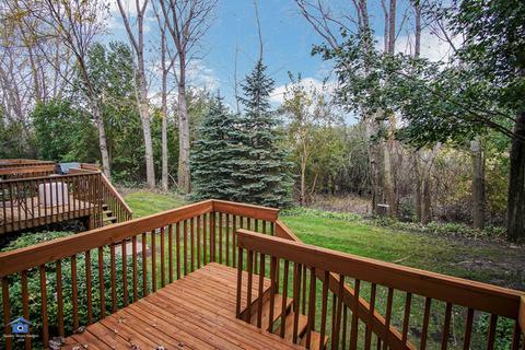 5705 Fieldstone Trl, Mchenry, IL 60050 photo 18
