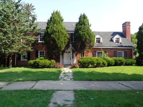 33 E 151st St, Harvey, IL 60426 photo 1
