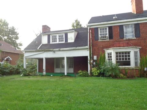 33 E 151st St, Harvey, IL 60426 photo 2