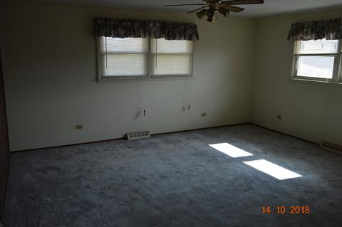 9121 Orchard Ln, Bridgeview, IL 60455 photo 21