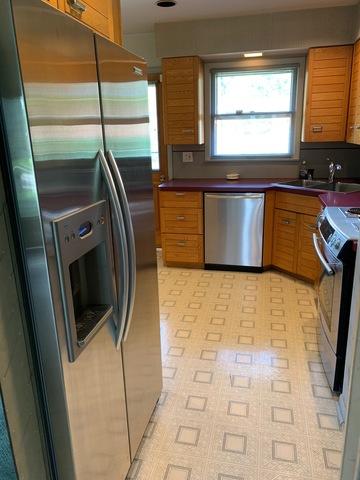 1330 Anthony Rd, Wheeling, IL 60090 photo 5